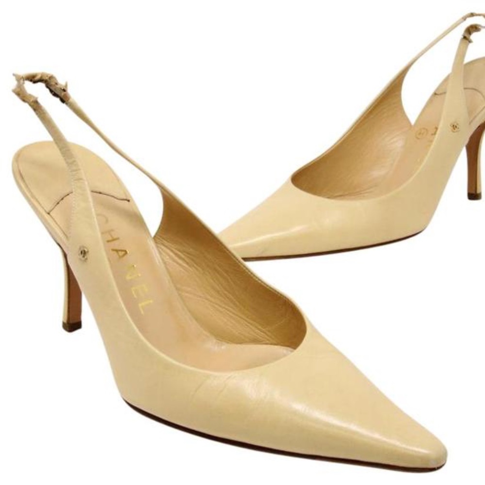 CHANEL Beige Pointy Toe Heels